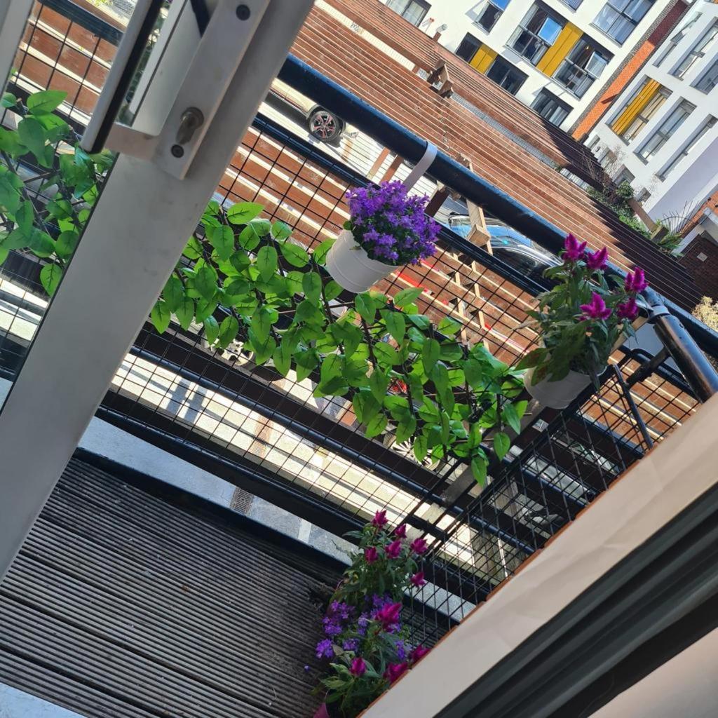Apartment Exotic Jacuzzi With Balcony And Parking Birmingham